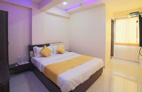 Navrangpura Hotel | Hotel Swell