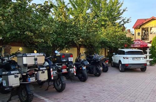 Barcanesti Hotel | Hotel SYM