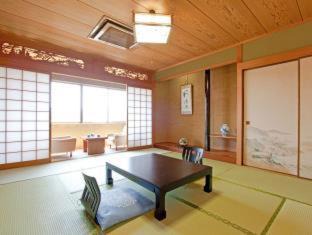 Ryuga Onsen Hotel | Hotel Takasago