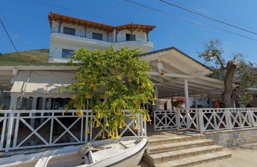 Qazim Pali Hotel | Hotel Take
