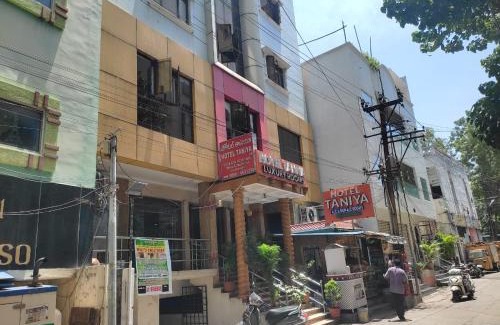 Vijayawada Hotel | HoTEL TANIYA