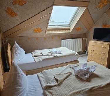 Viernheim Apartment | Hotel Tenne