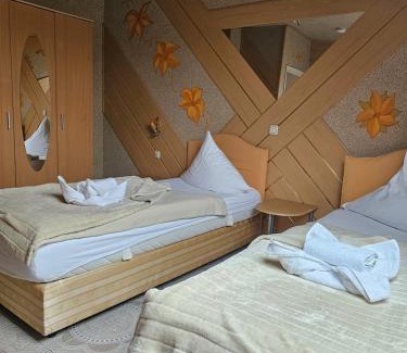 Viernheim Apartment | Hotel Tenne