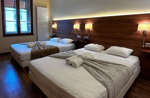 Lons-le-Saunier Hotel | Hotel Terminus - Pizzeria Pizz'A Gogo