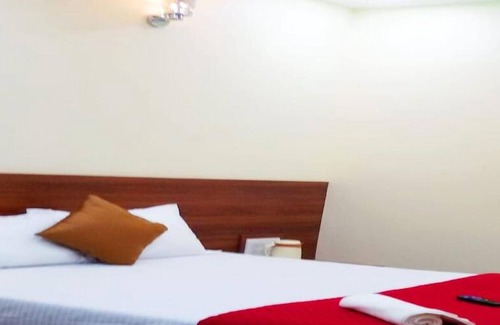 Chembur East Hotel | Hotel Terminus Square