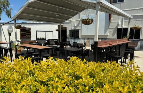 Thangool Hotel | Hotel Thangool