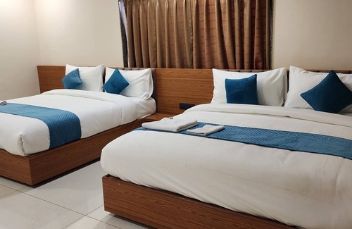 Sanwer Hotel | Hotel The Avirajan