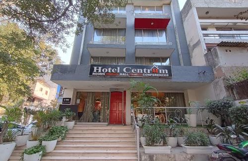 New Friends Colony Hotel | Hotel The Centrum New Friends Colony