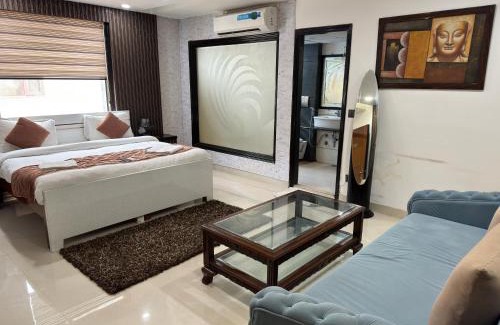 Karol Bagh Hotel | Hotel The Daanish Residency - Karol Bagh