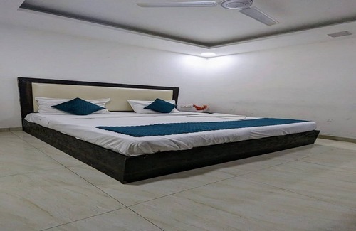 Greater Kailash I Hotel | Hotel The Green Arrow
