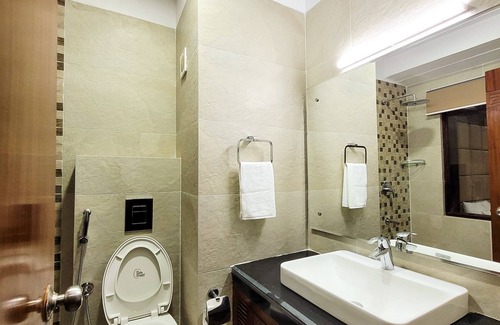 Kargil Hotel | Hotel The Kaiser Palace