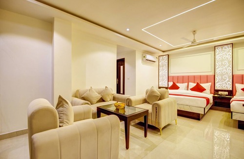 Paharganj Hotel | Hotel The Krishna