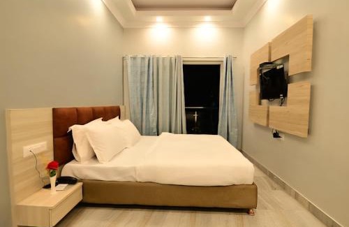 Ranchi Hotel | Hotel The Lake Castle, Ranchi, Jharkhand