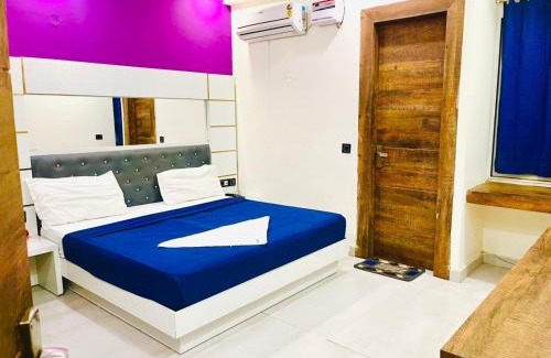 Sector 27 Hotel | Hotel The Metro Stay