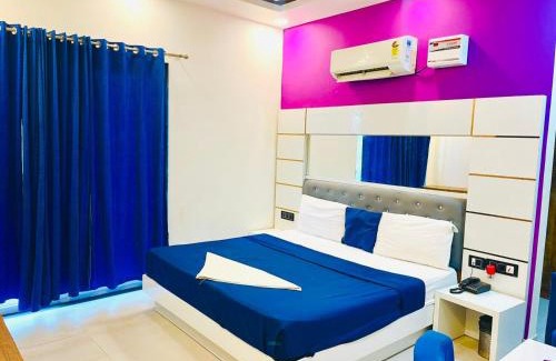 Sector 27 Hotel | Hotel The Metro Stay