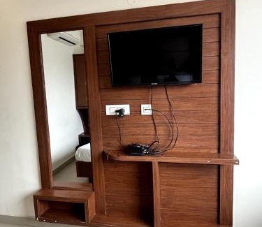 Zirakpur Hotel | Hotel The Safari