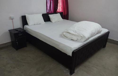 Patna Hotel | Hotel The Singh Celebration Guest House