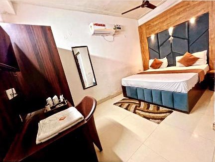 Ludhiana Hotel | HOTEL THE VIEW By Sky Prop -- Hambran Road -- Families, Corporate, Couples Favorite