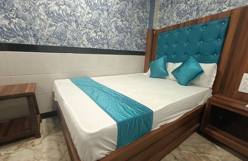 Mumbai Hotel | Hotel Tip Top Residency