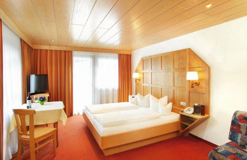 Sankt Anton am Arlberg Hotel | Hotel Tirolerhof