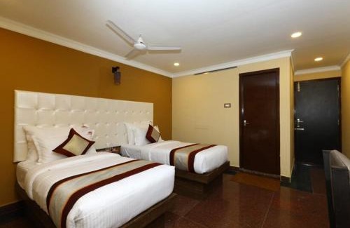 Nandambakkam Hotel | Hotel Titanium Tower