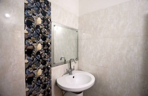 New Delhi Hotel | Hotel Traditional Inn
