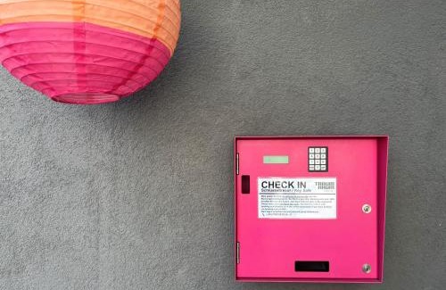 Heilbronn Hotel | Hotel TraumRaum - "SELF CHECK IN"