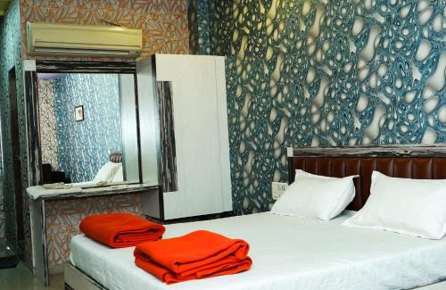 Palsana Hotel | Hotel Triangle, Surat