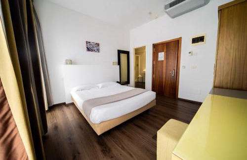 Marina Centro Hotel | Hotel Trieste