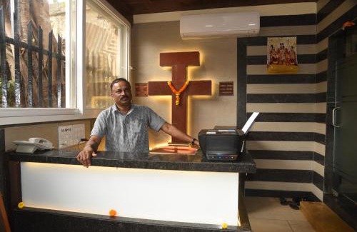 Sion Hotel | Hotel Triton Sion - Near US Embassy - Hotel Near BKC
