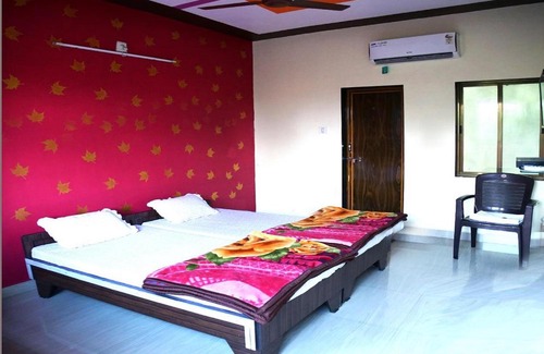 Gujarat Hotel | Hotel Triveni Darshan, Gujarat