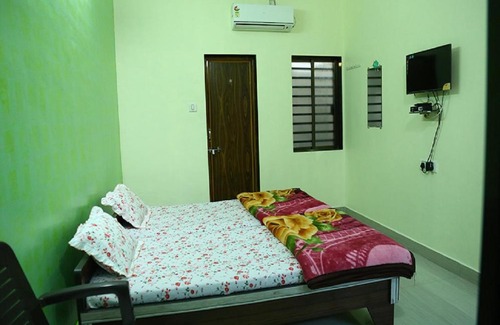 Gujarat Hotel | Hotel Triveni Darshan, Gujarat