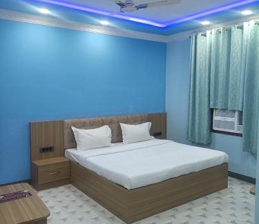 Jhansi Hotel | Hotel triveni tower