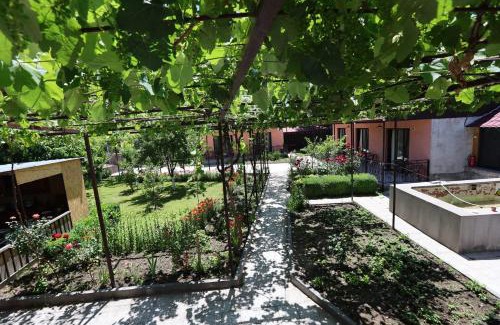 T'ba Bed & Breakfast | Hotel Tsiskari