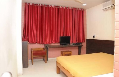 Narayangaon Hotel | Hotel Tukson
