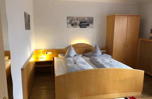 Donauwoerth Hotel | Hotel u. Restaurant Goldener Greifen