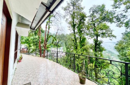 The Mall Road Hotel | HOTEL USHA PALACE ! MUSSOORIE होटल उषा पैलेस ஹோட்டல் உஷா பேலஸ் હોટેલ ઉષા પેલેસ ਹੋਟਲ ਊਸ਼ਾ ਪੈਲੇਸ near mall road hotel-with-mountain-view Spacious-Room-with-wi-fi-and-Parking-availability, best hotel in Mussoorie - 2