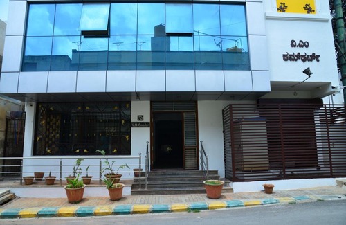 Yelahanka Hotel | Hotel V M Comfort