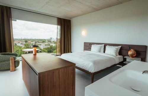Amsterdam East Hotel | Hotel V Oosterpark by Conscious