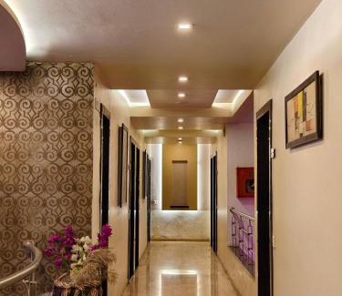 Solapur Hotel | Hotel Vaishnavi