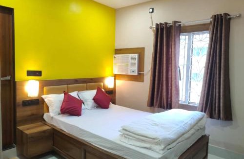 Deoghar Hotel | Hotel Vaishnavi near Baba Dham Temple