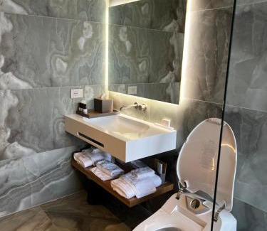 Qender Hotel | Hotel Vale
