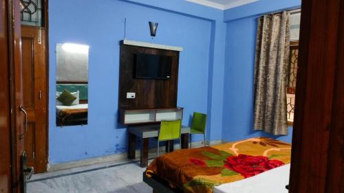Indirapuram Hotel | Hotel Vardan Residency