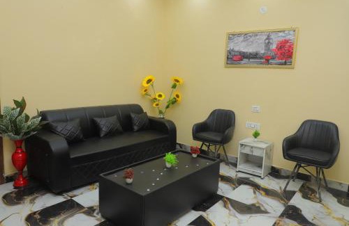Delhi Hotel | hotel vcr inn