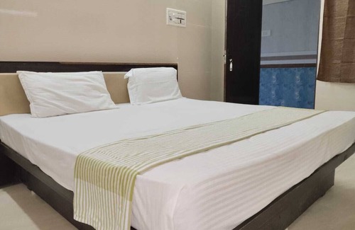 Nattarasankottai Hotel | Hotel Velusamy Inn