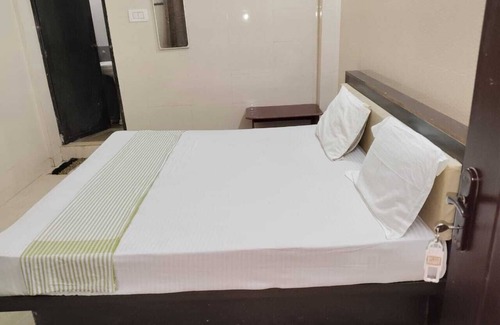 Nattarasankottai Hotel | Hotel Velusamy Inn