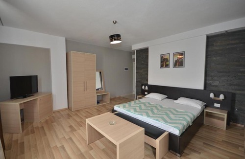 Peshkopi Hotel | Hotel Veri