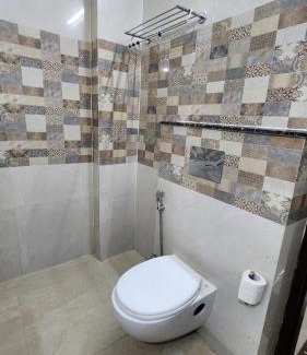 Sector 40 House | Hotel VH Residency