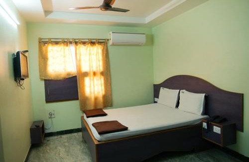 Pollachi Cabin | Hotel Vijay