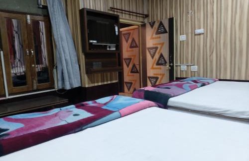 Haridwar Hotel | Hotel Vijay laxmi